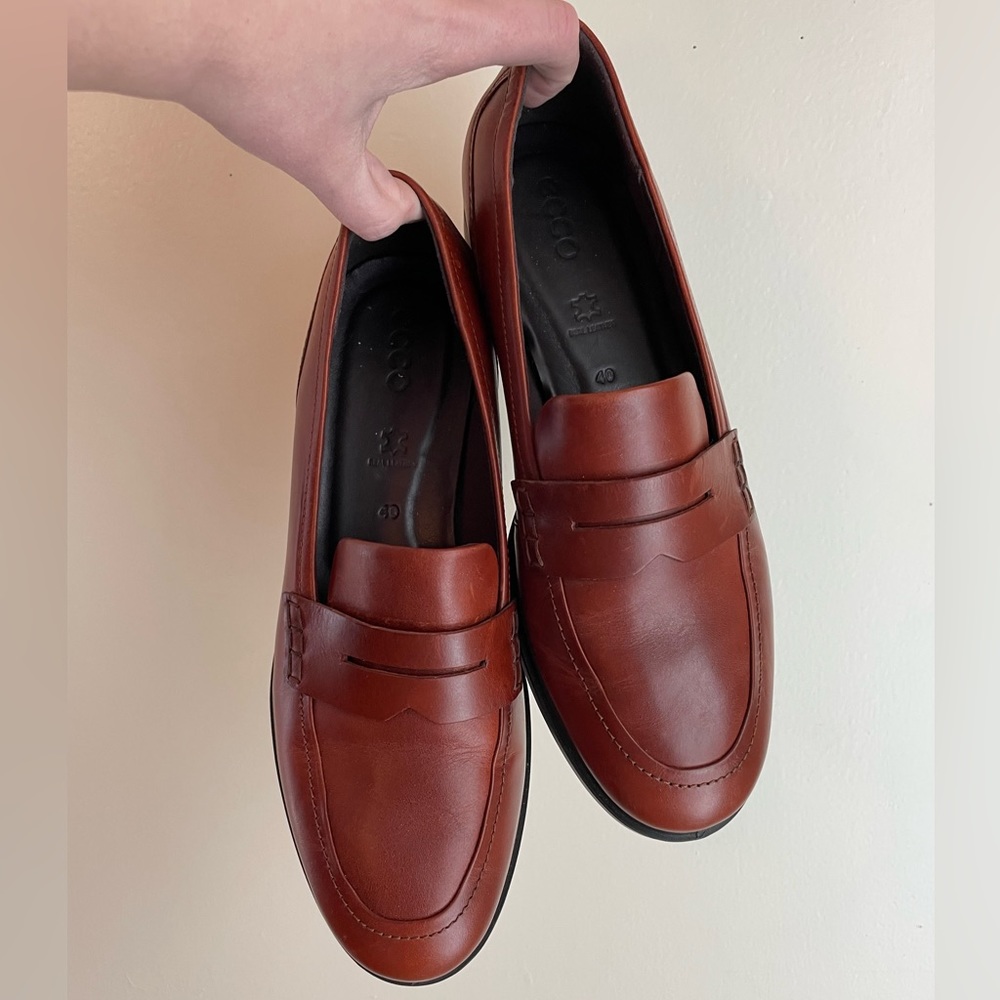 ECCO | Women’s Cognac Classic15 Leather Penny Loafer | Size 40 (9/9.5)